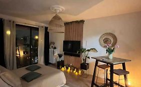 Romantique Room